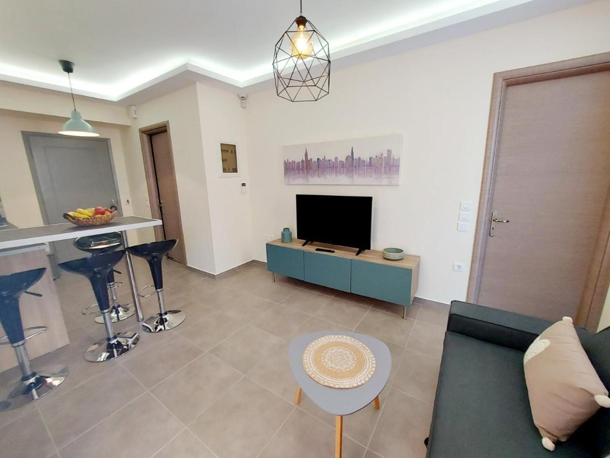 Elina'S Luxury Apartments Превеза Экстерьер фото