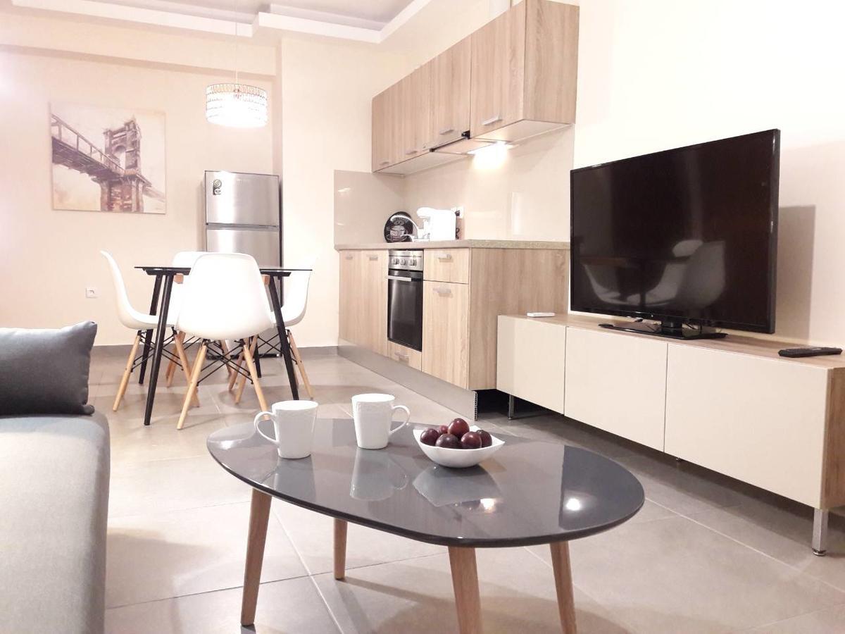 Elina'S Luxury Apartments Превеза Экстерьер фото